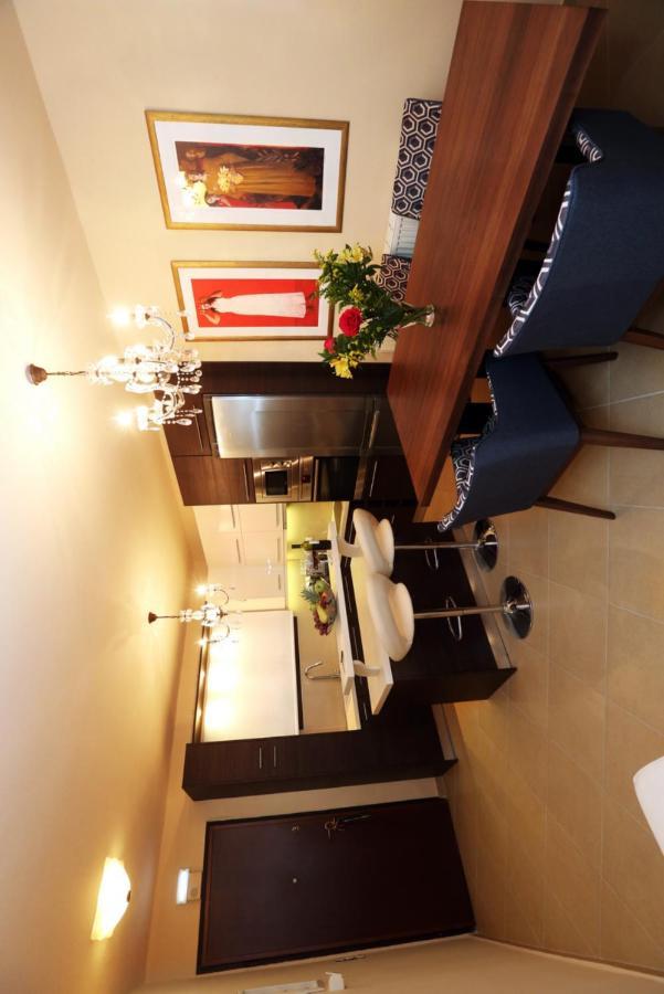Ninos Luxury Apartment Corfu  Екстериор снимка